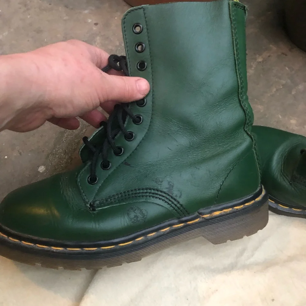 ๐ฏ ๐คฉOG *MADE IN ENGLAND* GREEN ANKLE DOC MARTEN BOOTS!๐๐ - Picture 13 of 15